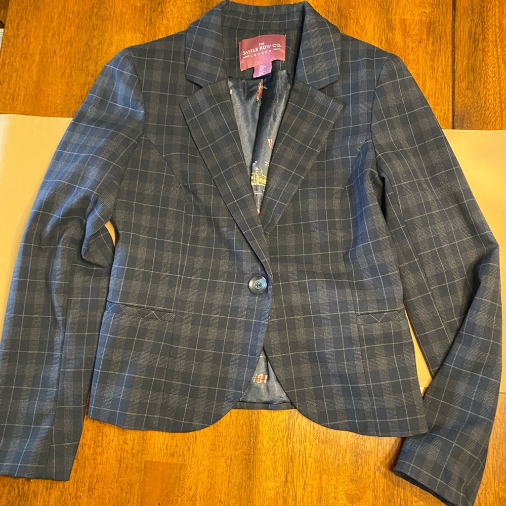 Savile Row. Women’s navy and gray plaid blazer with elbow patch’s. Size medium - Picture 2 of 15